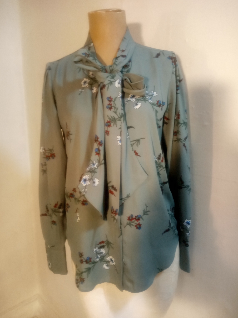 Ann Taylor Sage Green Floral Tie-Neck Blouse